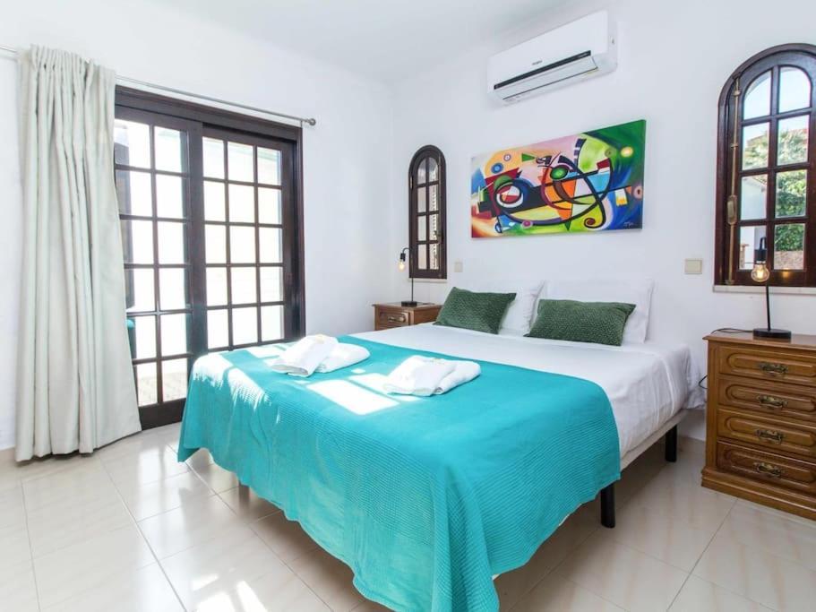 Villa Dogueno- Privat Pool & Privacy & Albufeira Center Екстериор снимка
