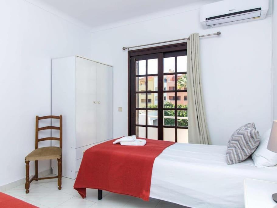 Villa Dogueno- Privat Pool & Privacy & Albufeira Center Екстериор снимка