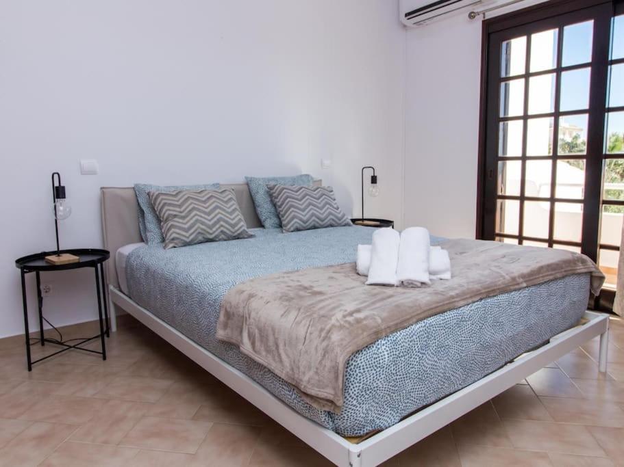 Villa Dogueno- Privat Pool & Privacy & Albufeira Center Екстериор снимка